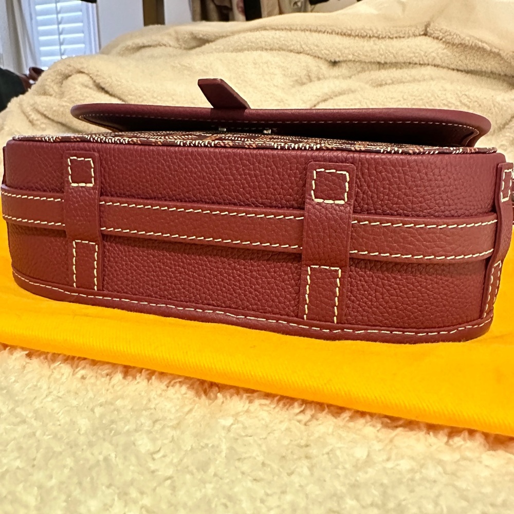 Goyard Belvedere II Messenger Bag Coated Canvas PM Burgundy - Picture 12 of 12